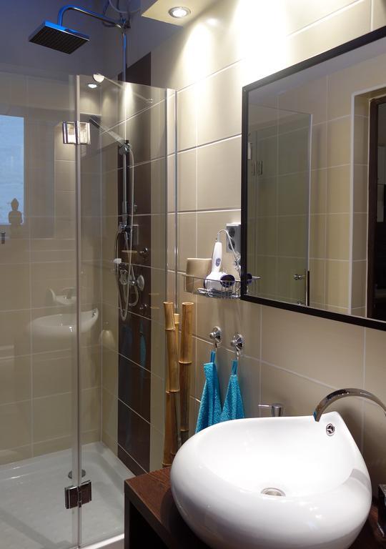 Vivid Csengery Apartment Budapeste Quarto foto